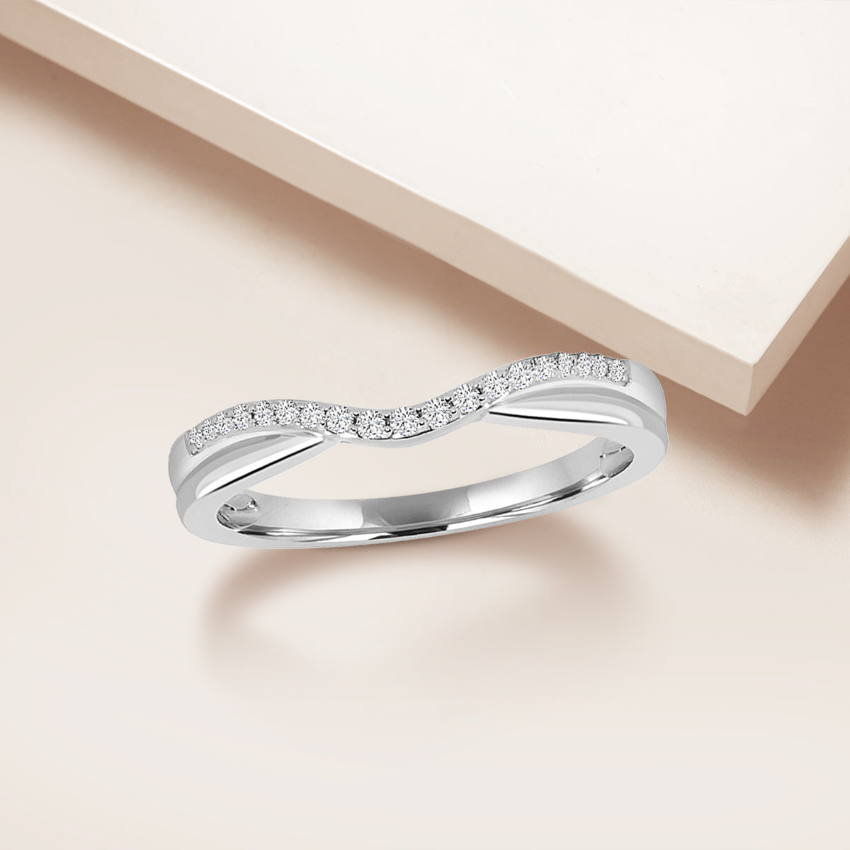 14KY 0.10 Ctw Contour Shadow Diamond Band