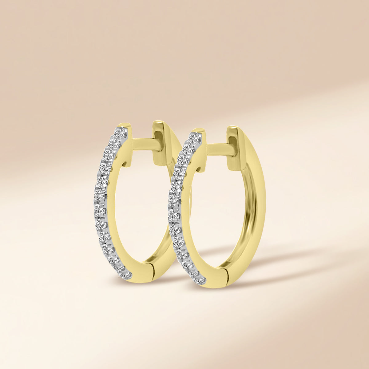 14KW or White 0.10 Ctw Diamond Round Shape Earring Huggies