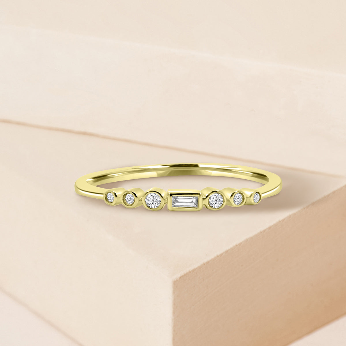 10KY 0.21 Ctw Squared and Baguette Bezel with Miligrain Diamond Band