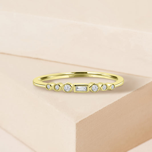 10KY 0.21 Ctw Squared and Baguette Bezel with Miligrain Diamond Band