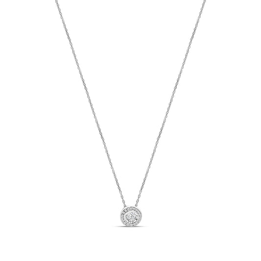 4KW 0.25 Ctw Diamond Fashion Pendant with chain