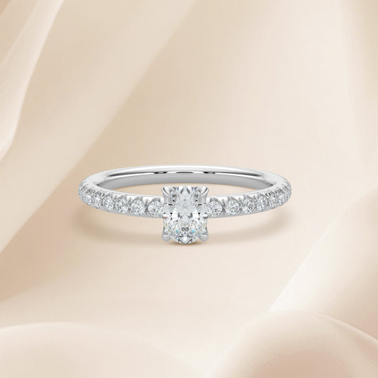 14KW 0.50 Ctw Classic Diamond Engagement Ring (0.30 Ctw Oval Center)